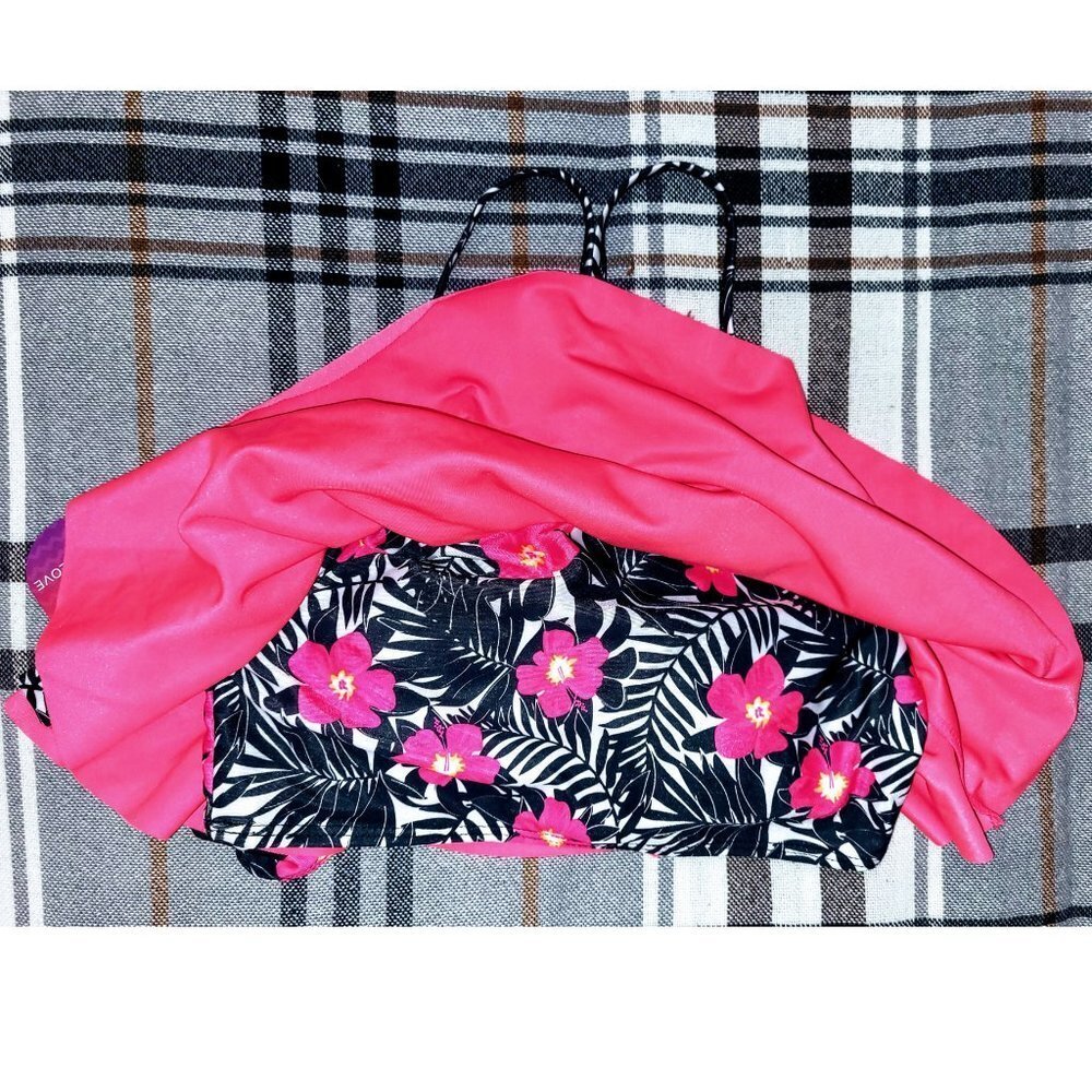 Body Glove Girl Floral Two-Piece Bathing Suit - Picture 3 of 4